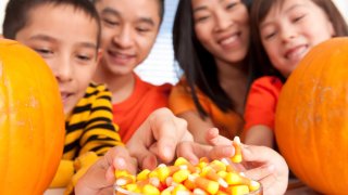 Here’s how much sugar is in the 10 most popular Halloween candies—candy corn has the most