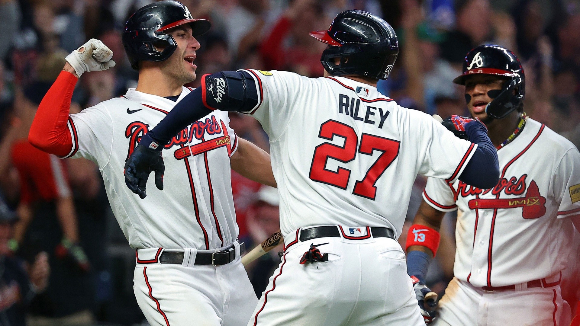 Red Sox Beat Braves 5-3 to Sweep 2-Game Series