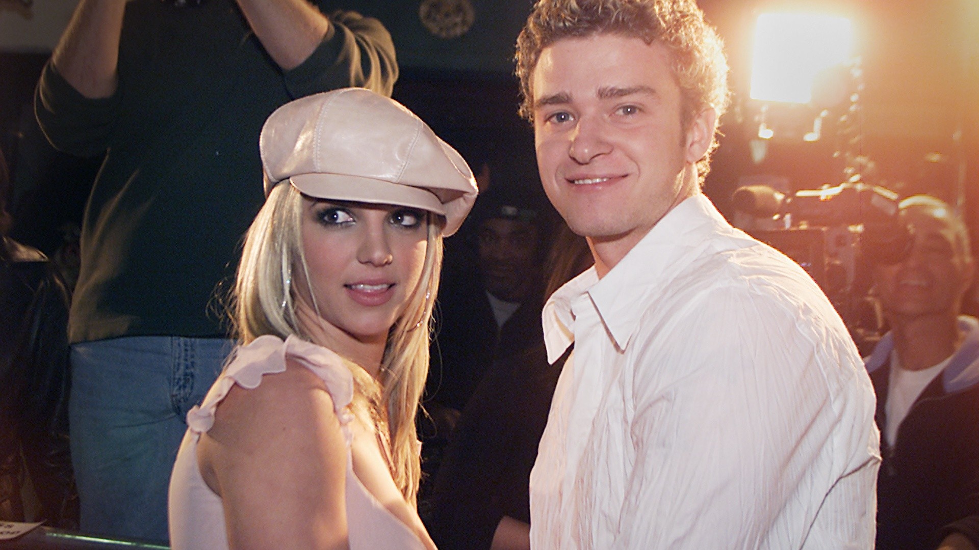 Britney Spears admits to cheating on Justin Timberlake in new