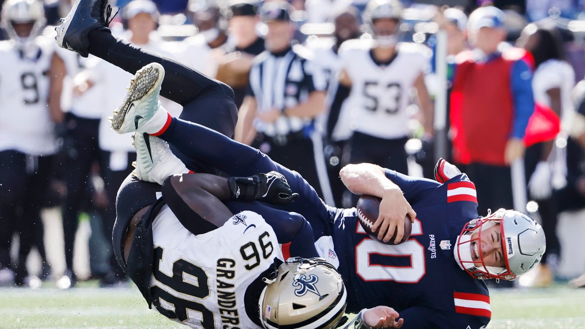 Game Notes: Patriots reach at least six sacks in a game for second