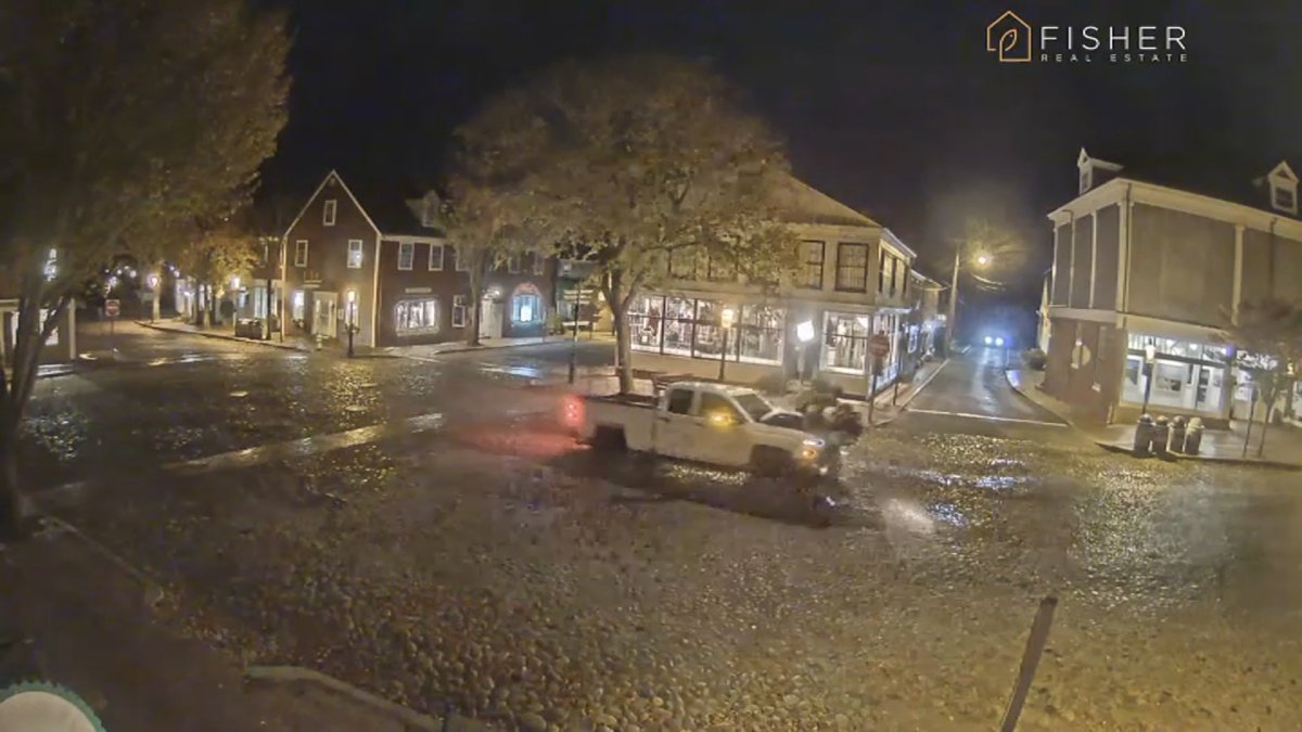 Nantucket fountain crash last night NBC Boston