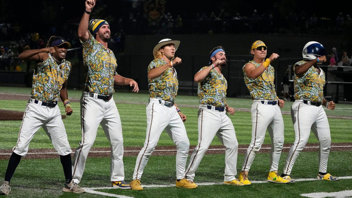 Savannah Bananas coming to Fenway Park. Here’s how to get tickets NBC