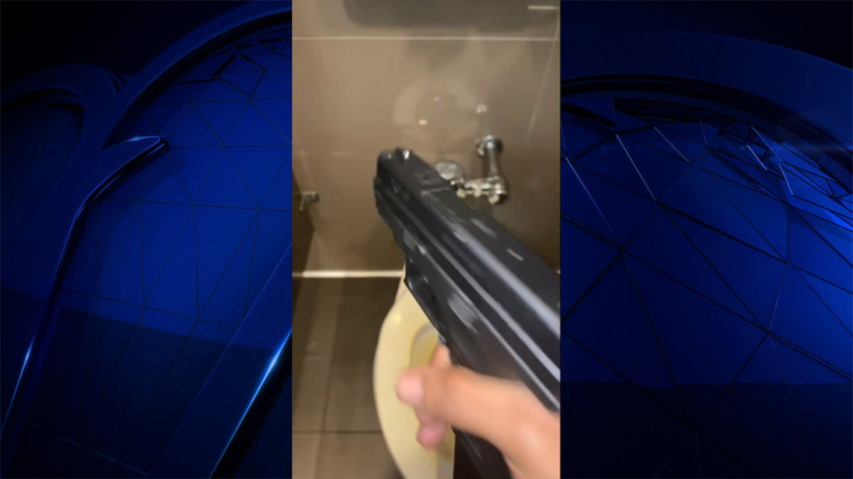 Man pleads guilty to gun charge after Snapchat upload during house