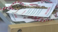 RI locksmith gives out hundreds of ‘magic' Santa keys for kids without chimneys