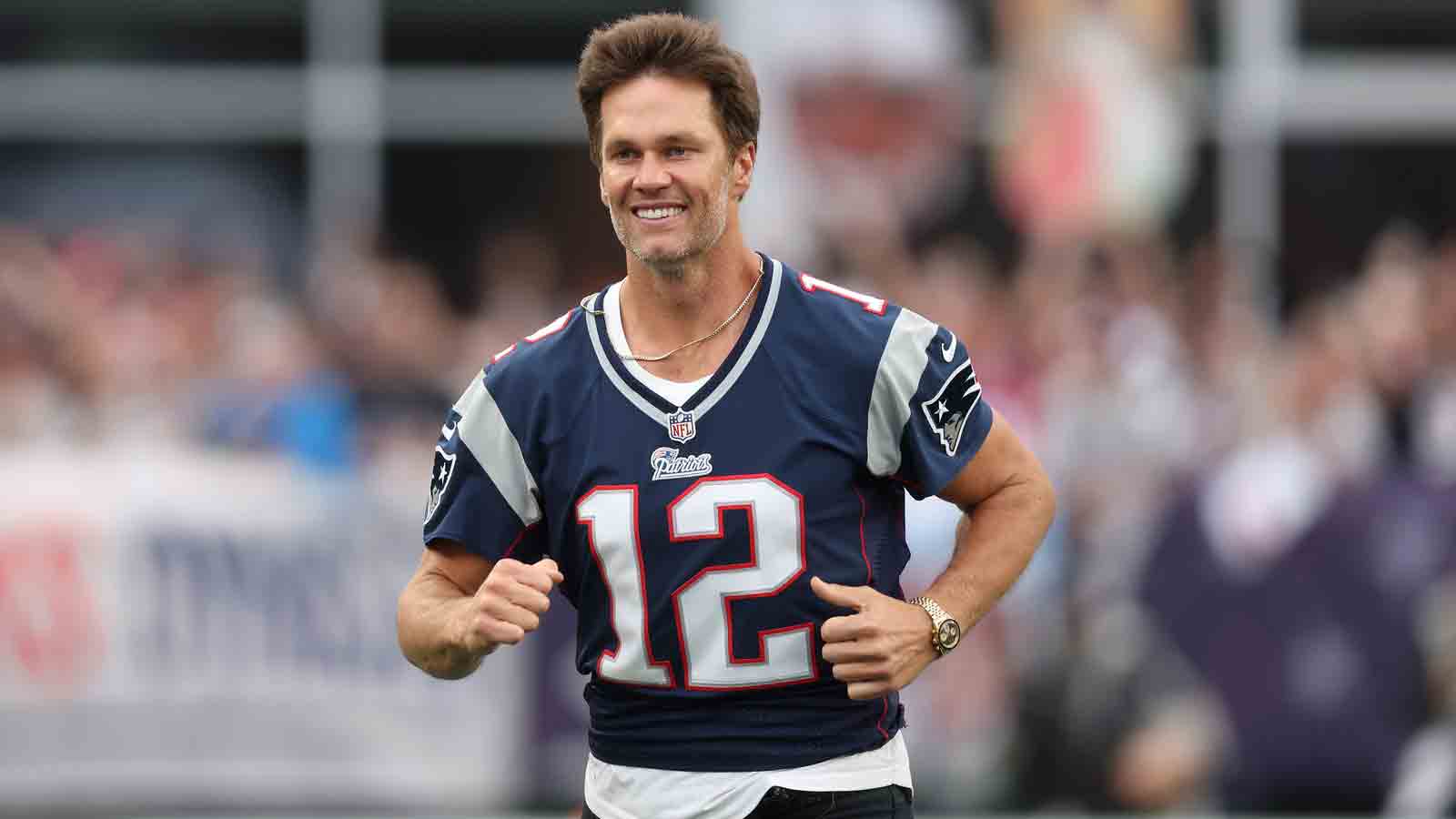 What makes Tom Brady great? Former NFL QBs share opinions - Los