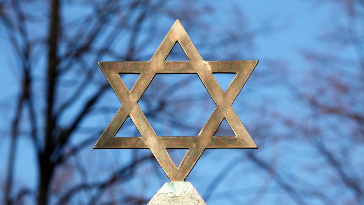 Report details ways to fight antisemitism in Massachusetts