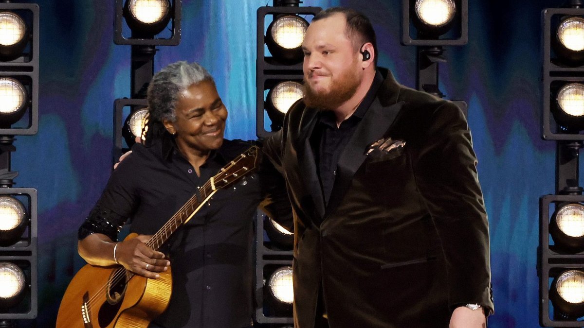 Tracy Chapman and Luke Combs wow with ‘Fast Car’ duet NBC Boston