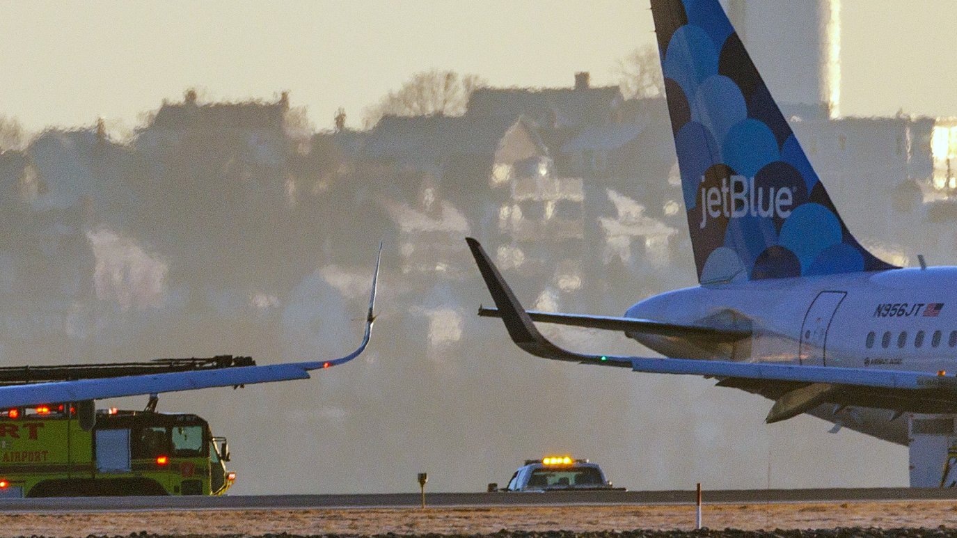 Boston, MA Logan airport: JetBlue planes make contact Thursday – NBC Boston