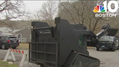 Suspect in custody after hourslong standoff in Hyannis