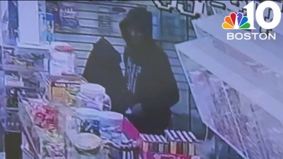 Armed robbery of Dorchester store under investigation