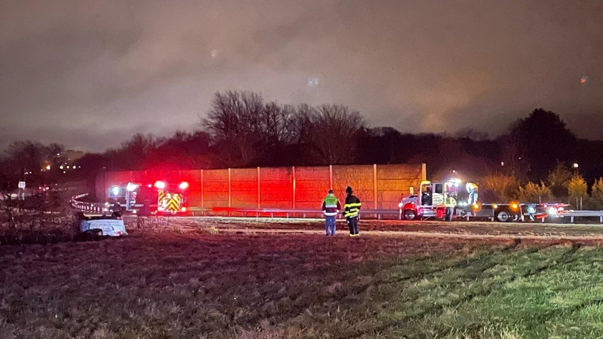 1 seriously hurt, 5 suffer minor injuries after SUV rolls over on I-95 ...