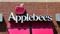 Applebee’s is giving away free wings this week. Here’s how to get yours