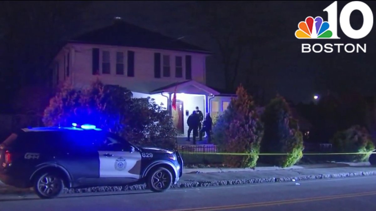 2 people injured in double shooting in Brockton – NBC Boston