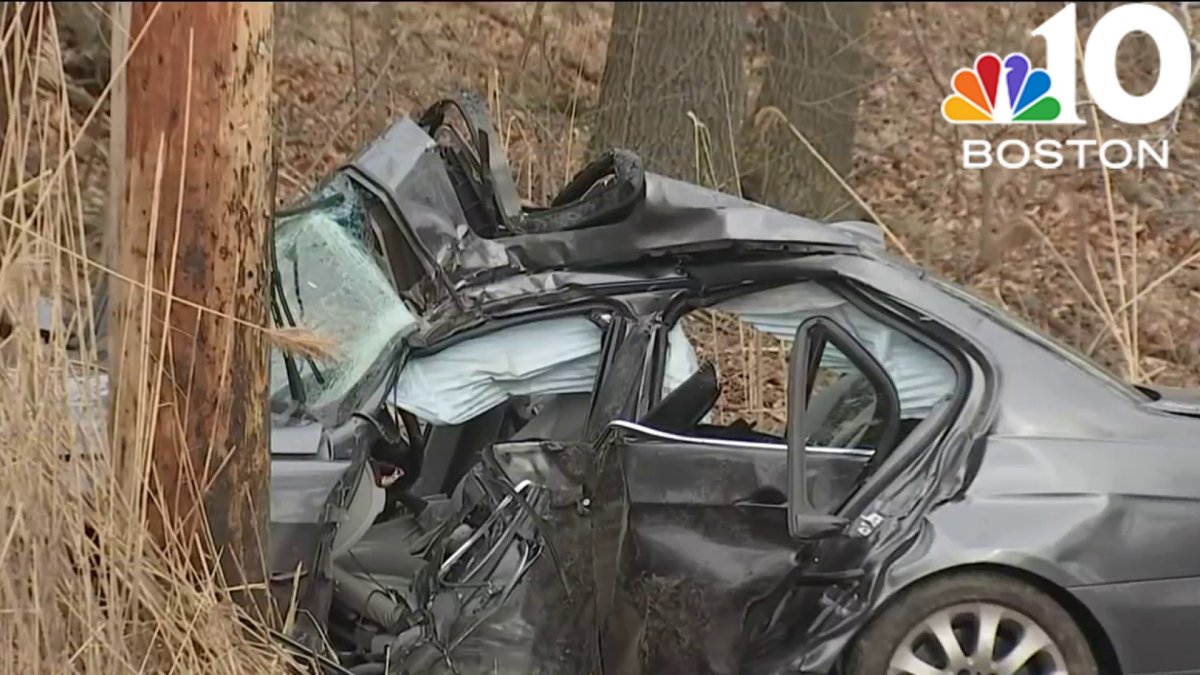 Wilmington teen dead after car slams into pole – NBC Boston