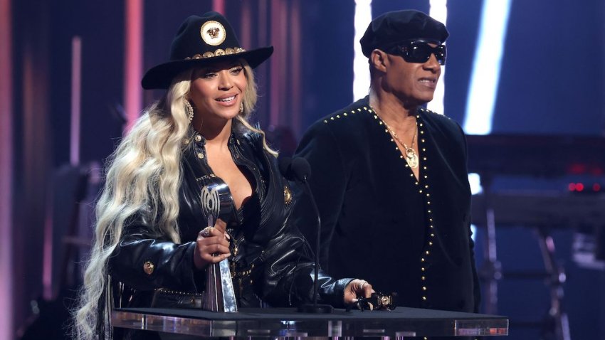 Beyoncé accepts the Innovator Award from Stevie Wonder onstage during the 2024 iHeartRadio Music Awards at Dolby Theatre in Los Angeles, California on April 01, 2024.