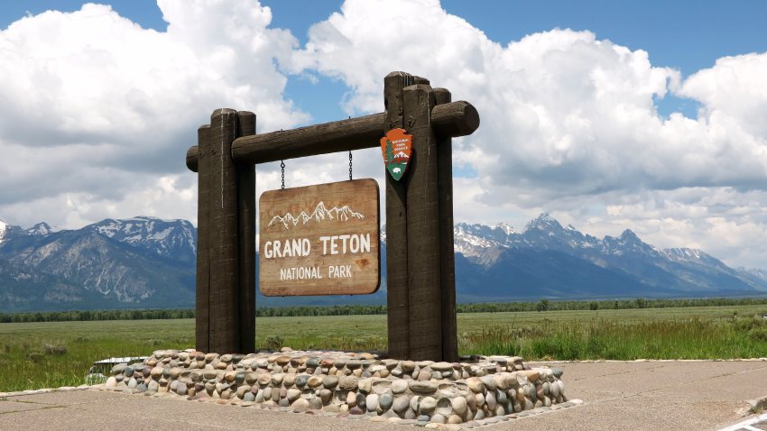 Grand Teton National Park is a 310,000 acre park in northwestern Wyoming bordering Idaho to its west and Yellowstone National Park to its north.