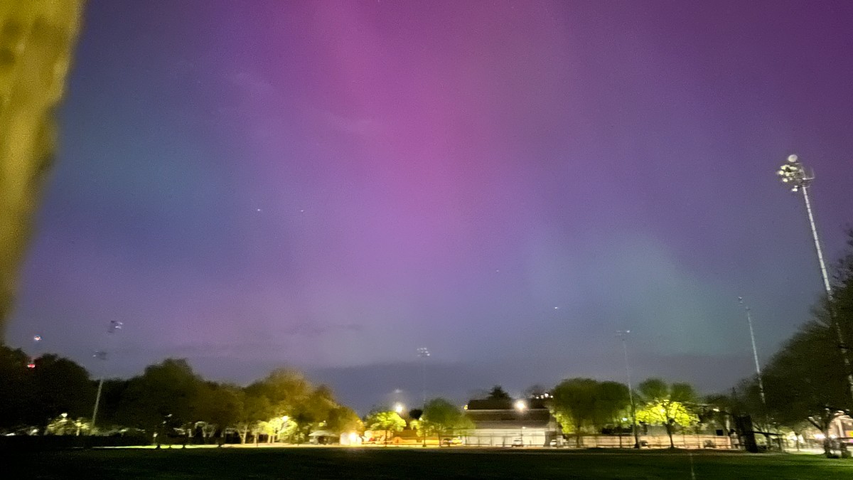 Northern lights in Boston and New England G5 storm, solar