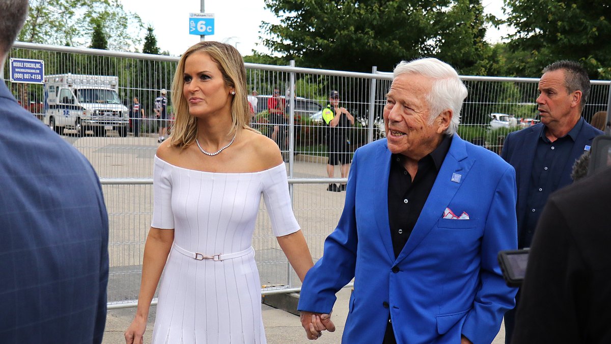Trump names Robert Kraft’s wife, Dana Blumberg, to Kennedy Center board