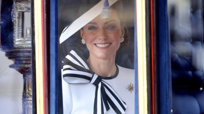 La princesa Kate reaparece en público desde que fue diagnosticada con cáncer