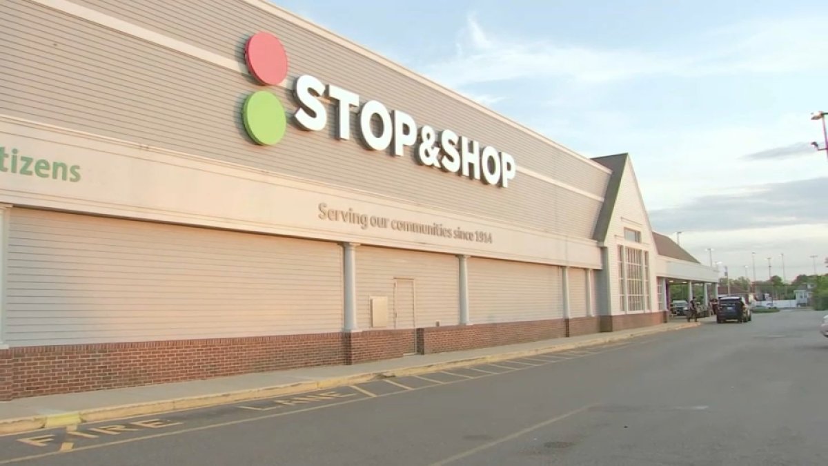 Stop & Shop stops selling tobacco products – NBC Boston