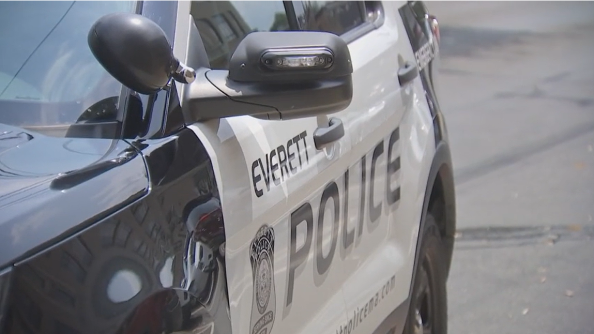 Everett man charged with raping door-to-door phone saleswoman