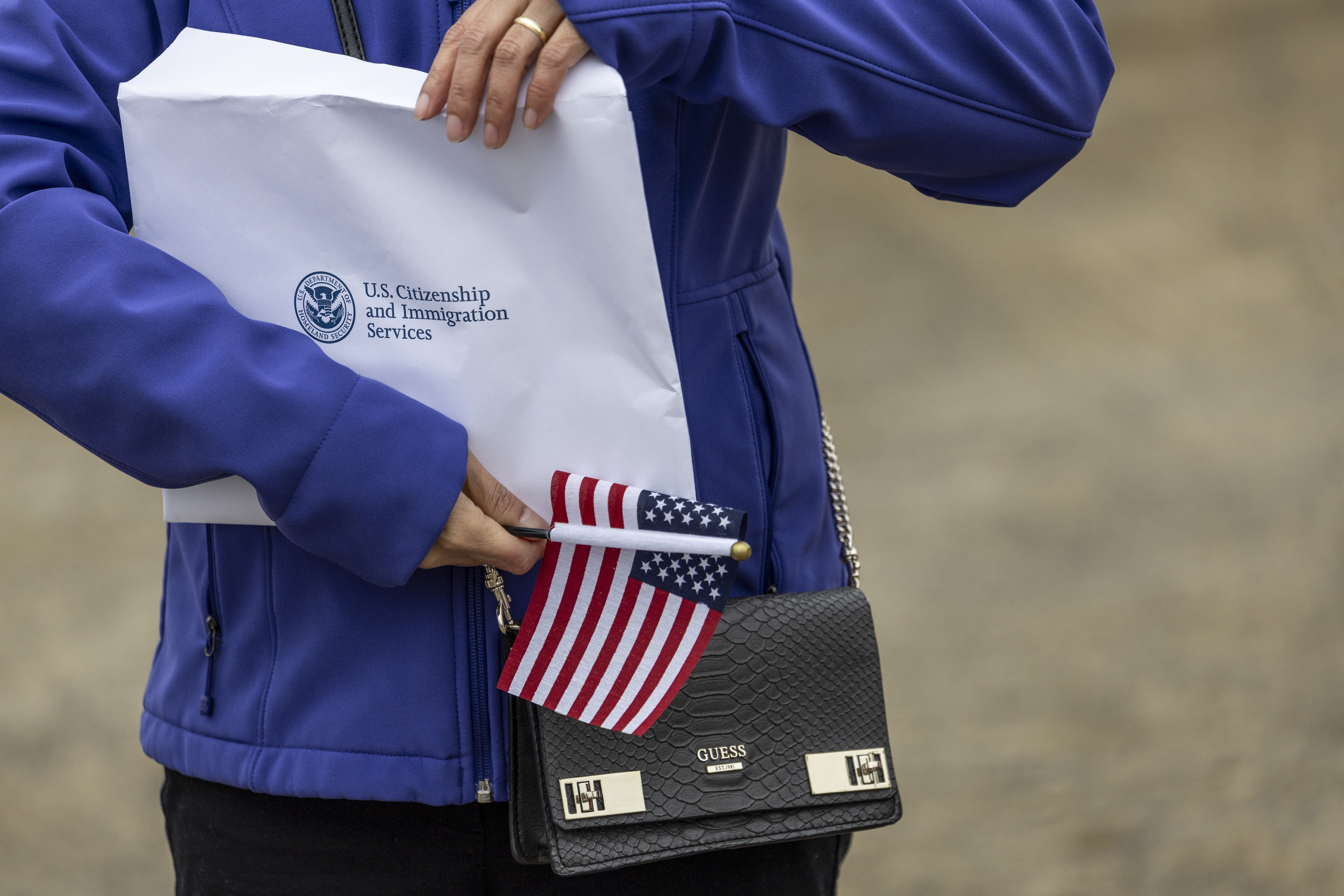 USCIS Resumes 'Neighborhood Investigations' for Citizenship Applicants: What Permanent Residents Need to Know article image