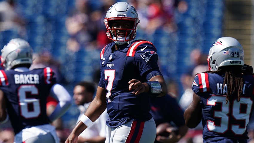 Patriots quarterback Jacoby Brissett