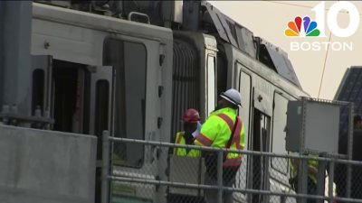 Passengers frustrated after Green Line train derails in Cambridge; NTSB investigating