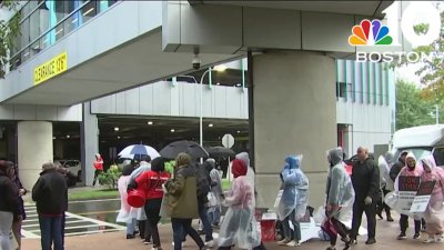 More hotel workers join strike in Boston