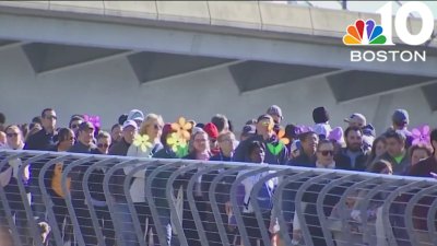 Thousands participate in Greater Boston Walk to End Alzheimer's