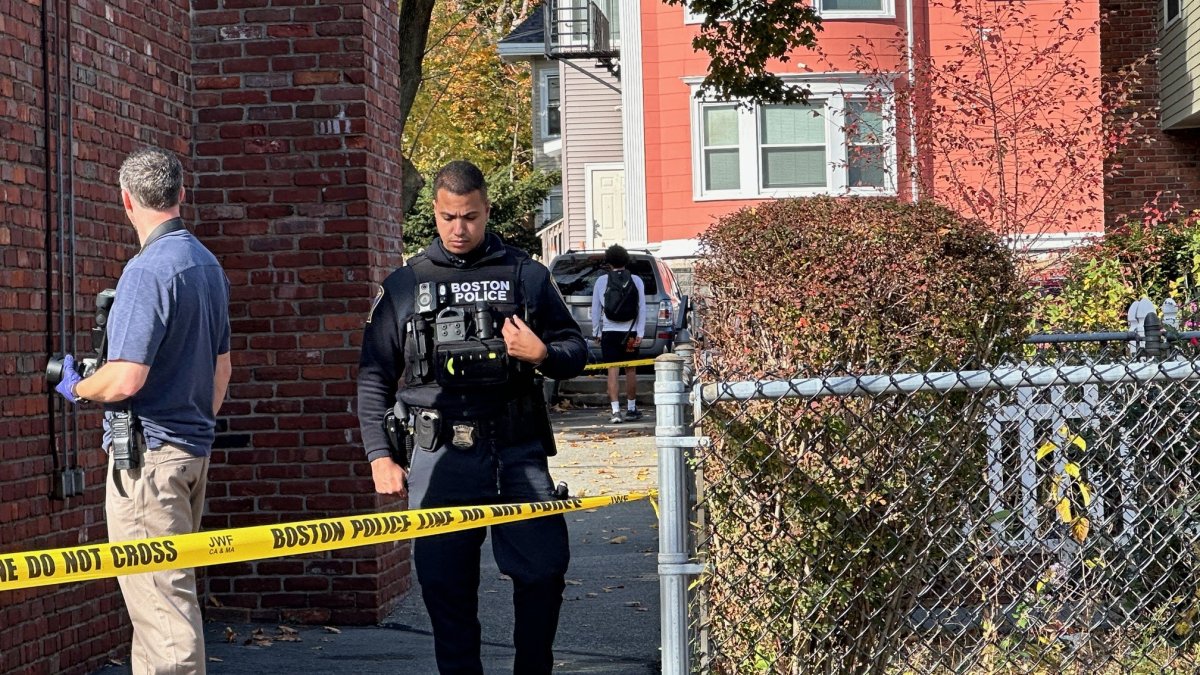 Man Stabbed On Humboldt Avenue In Roxbury Nbc Boston