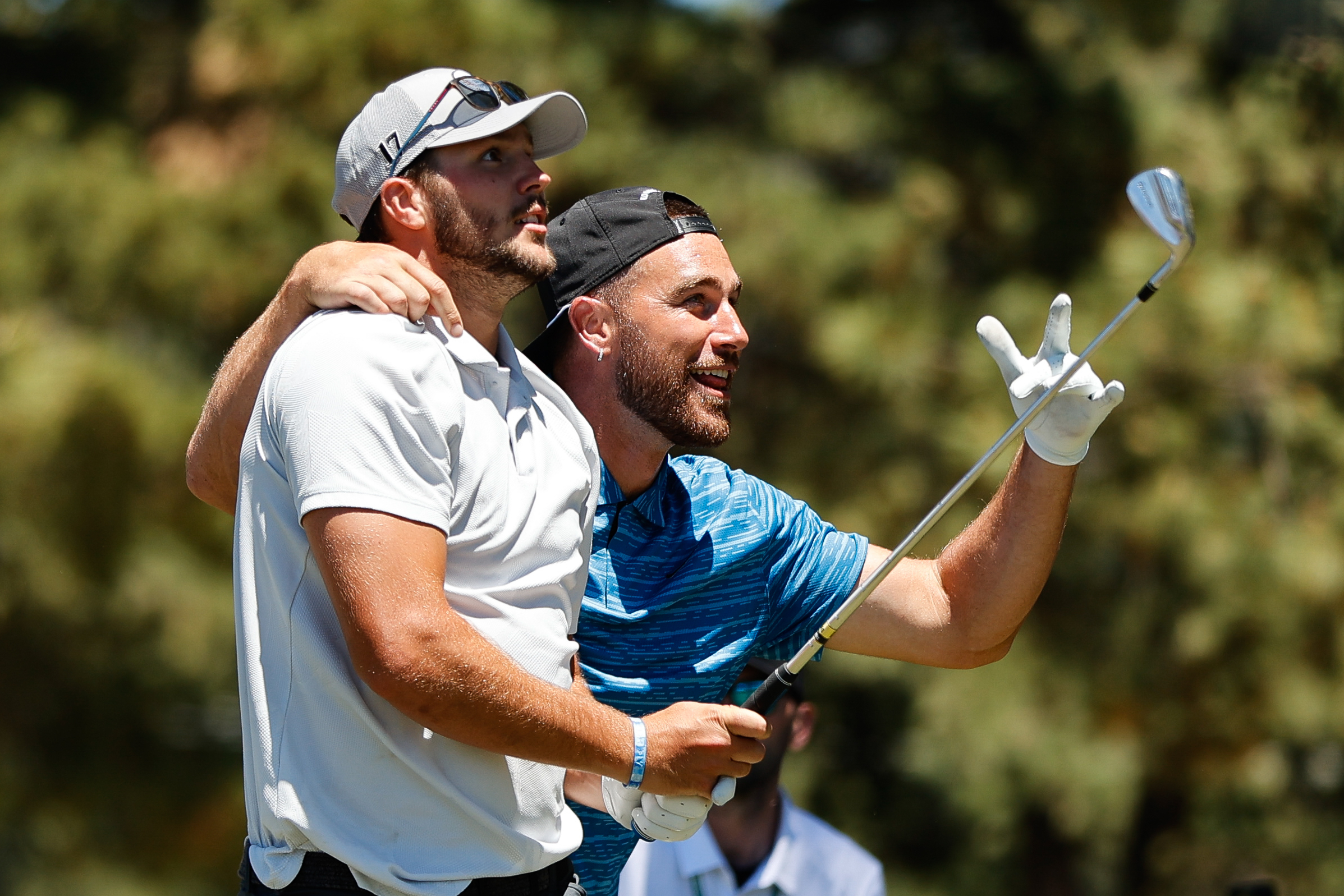 Travis Kelce reacts to Josh Allen and Hailee Steinfeld's engagement