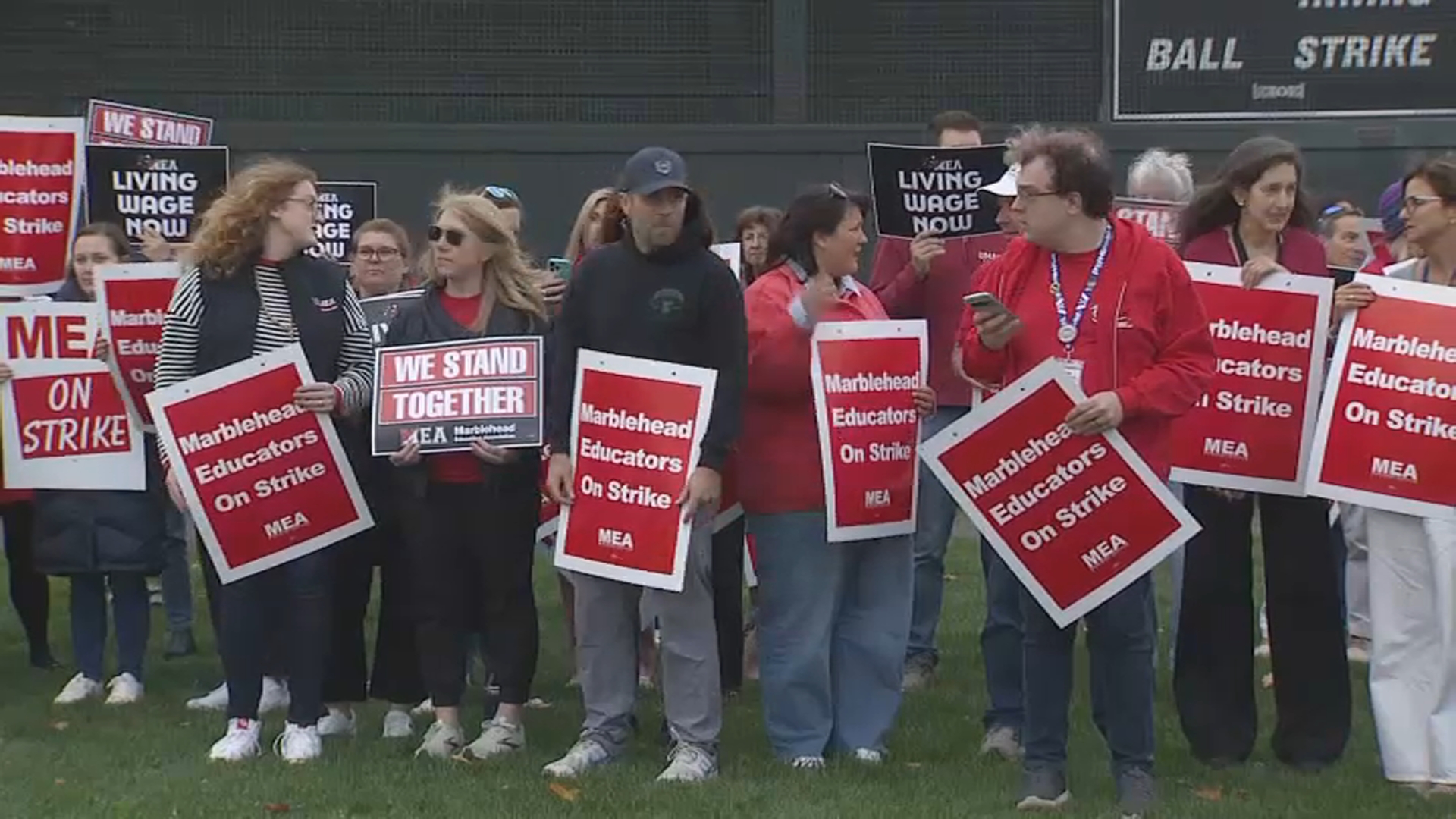 North Shore Teacher Strikes Updates For Beverly, Marblehead – NECN