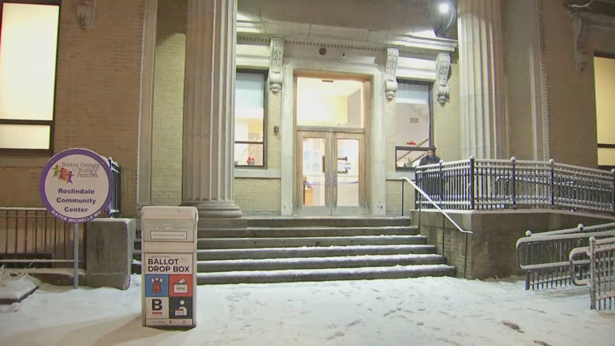 Plans to relocate Roslindale students to community center met with