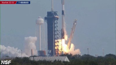 SpaceX launches 21 Starlink satellites from Florida's coast