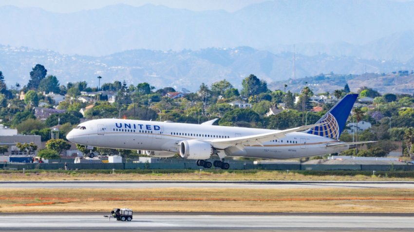 United Airlines Boeing 787-9
