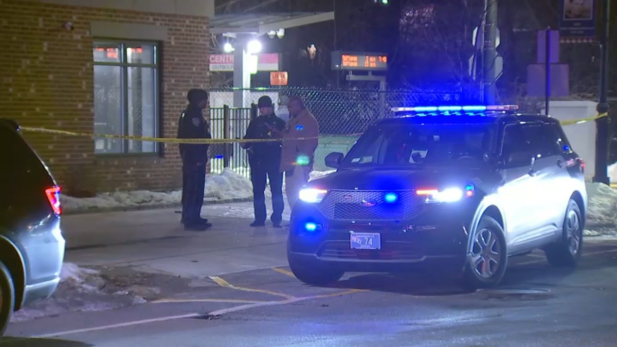 Man hospitalized in Milton stabbing – NBC Boston