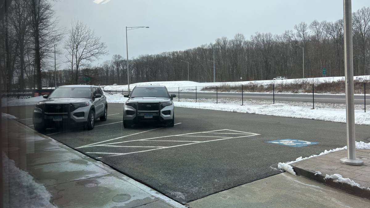State police search for suspect in armed road rage incident on I-84 in ...