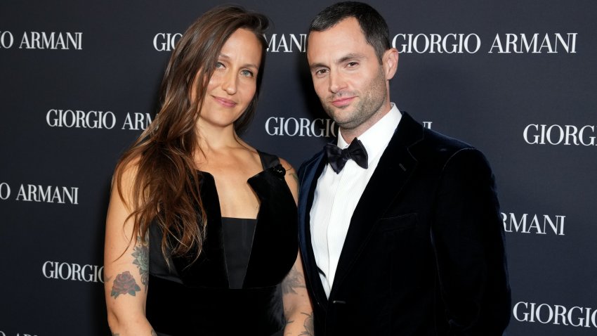 Domino Kirke, Penn Badgley