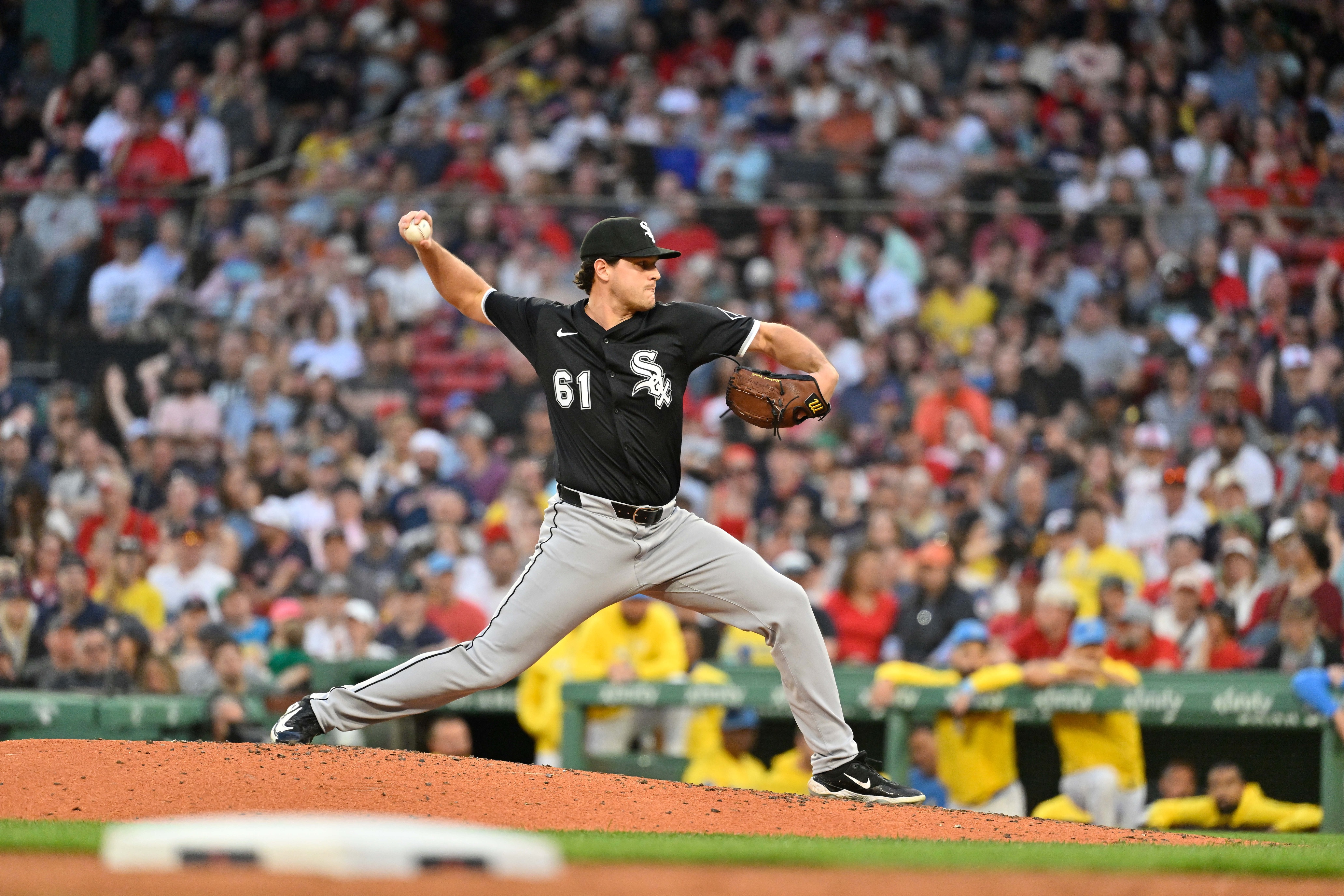 4 White Sox pitchers, all from Mass., make Fenway mound debuts – NBC Boston