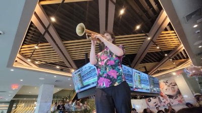 Swanky Kentucky Derby party in Boston raises money for a rare disease