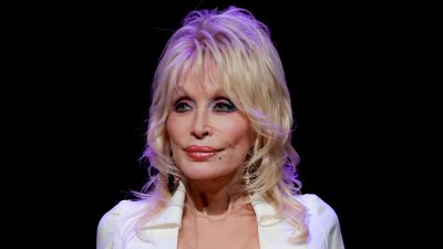 Dolly Parton chokes up over husband Carl Dean's death in emotional TV interview