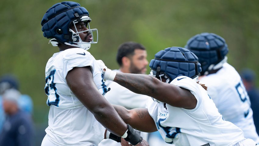 Titans defensive tackle Isaiah Iton