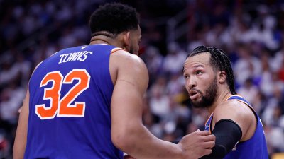 Knicks teammates Karl-Anthony Towns and Jalen Brunson