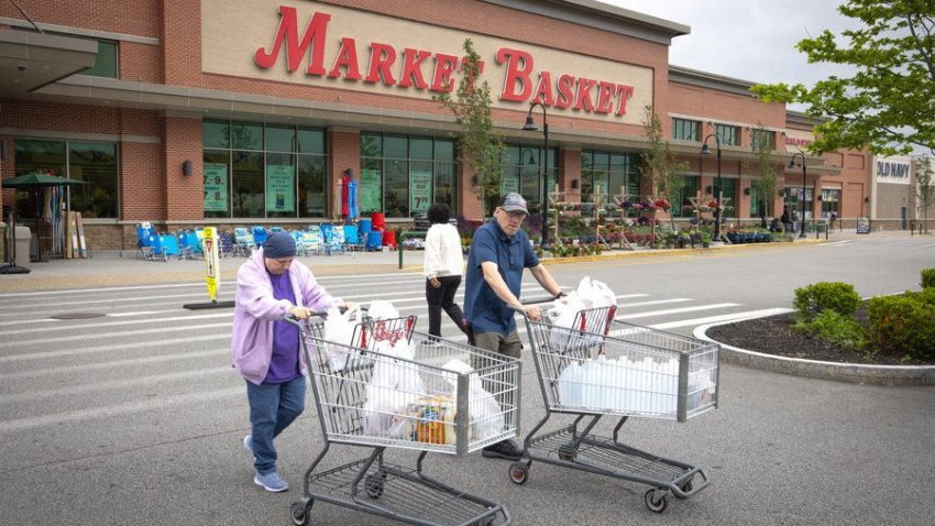 Experts weigh in on what’s different this time around with the power struggle at Market Basket. Shown is the Hanover Crossing store.