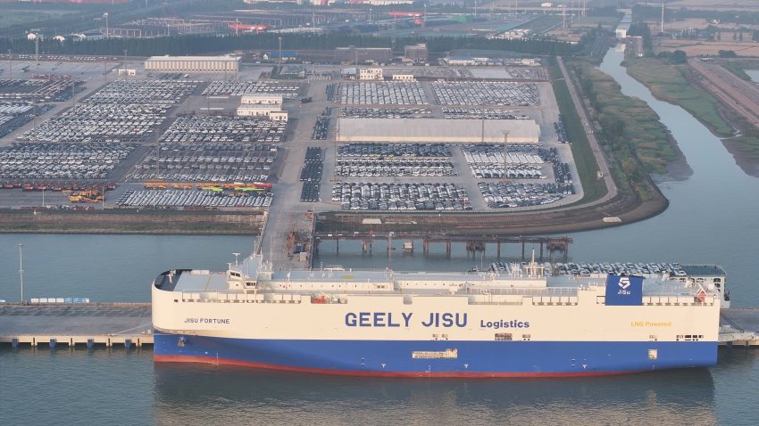 The JISU FORTUNE ship carries over 5,000 vehicles at Taicang Port and makes its maiden voyage to European countries such as the Netherlands and Belgium in Suzhou City, Jiangsu Province, China, on May 22, 2025.