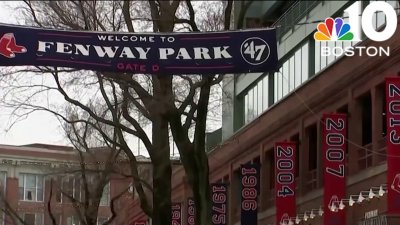 Workers vote to strike at Fenway Park, MGM Music Hall