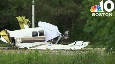 1 dead, 1 critically injured in small plane crash in Beverly