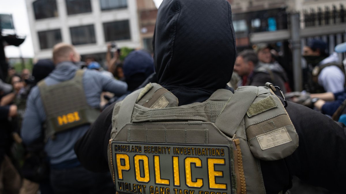 ICE arrests record number in single day – NBC Boston