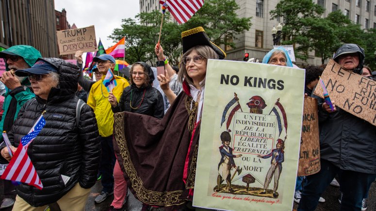 Photo No Kin March Mass. ‘No Kings’ day protest locations, updates, comments – NBC Boston